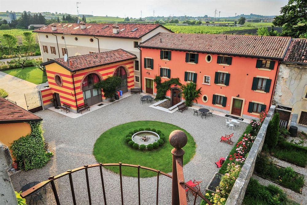 Belvivere Suites Sona Extérieur photo